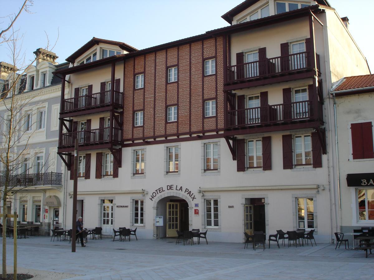 Hotel-Restaurant De La Paix Saint-Palais  المظهر الخارجي الصورة